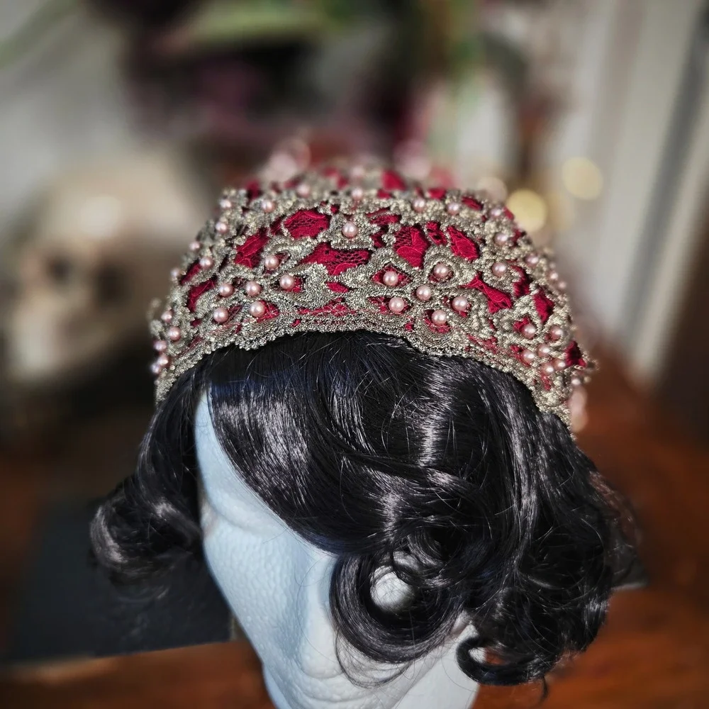 Turban Hat Red Lace Gold Beaded Pearl Flapper Vintage Style Evening Headpiece OS